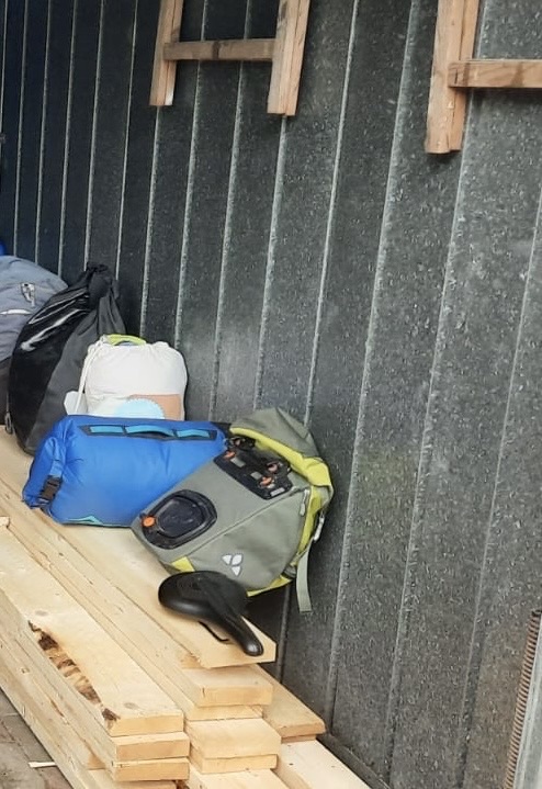 6f819d93 165d 45aa 9b71 8c03f5e9f9b9