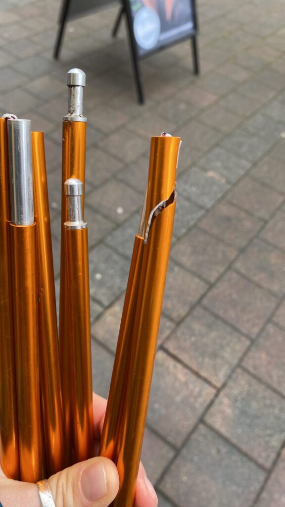 EB75FFF0 7D8D 4B15 95FD 95ED25040AFA